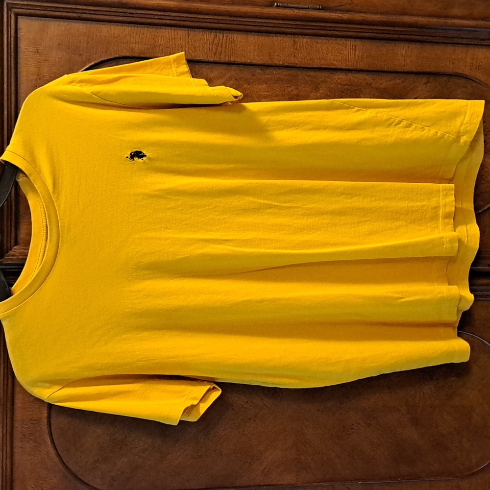 🤩 Bundle 3 For $15 🤩 US Polo Assn 100% Cotton Medium T-shirt
